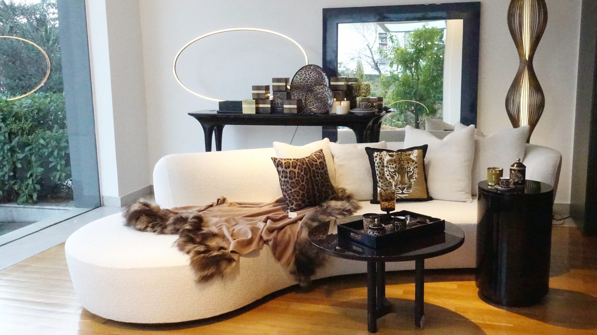 AVAX SHOWROOM DOLCE&GABBANA CASA IN KIFISIA